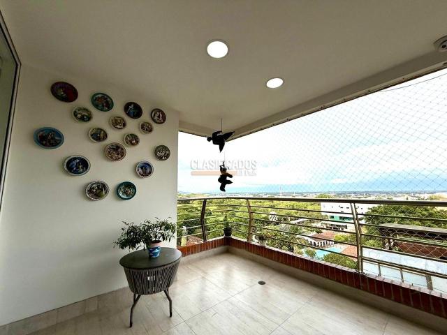 Apartamentos, Venta en Altos Menga