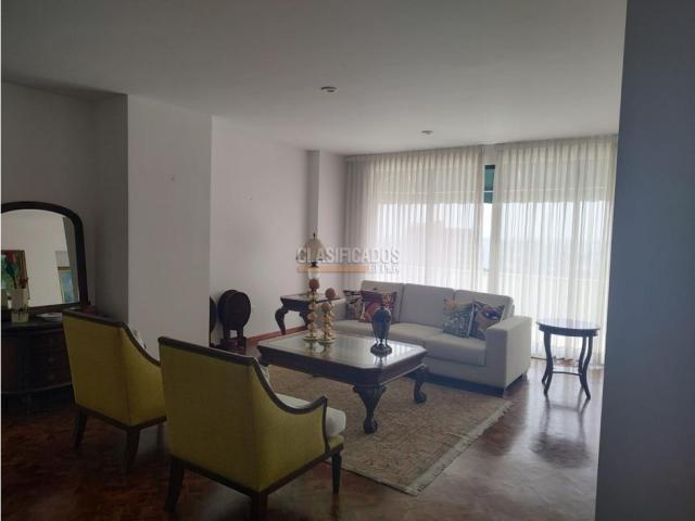 Apartamentos, Venta en Santa Mónica Norte