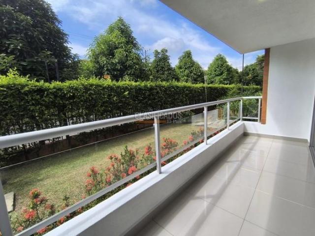 Apartamentos, Venta en Valle del Lili