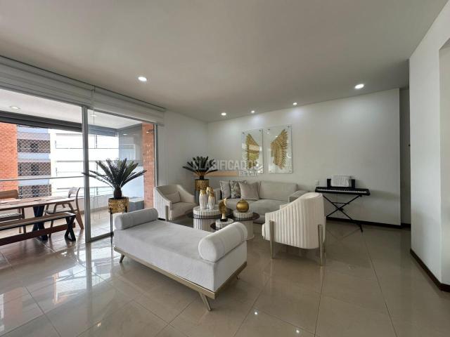 Apartamentos, Venta en Ciudad Jardín