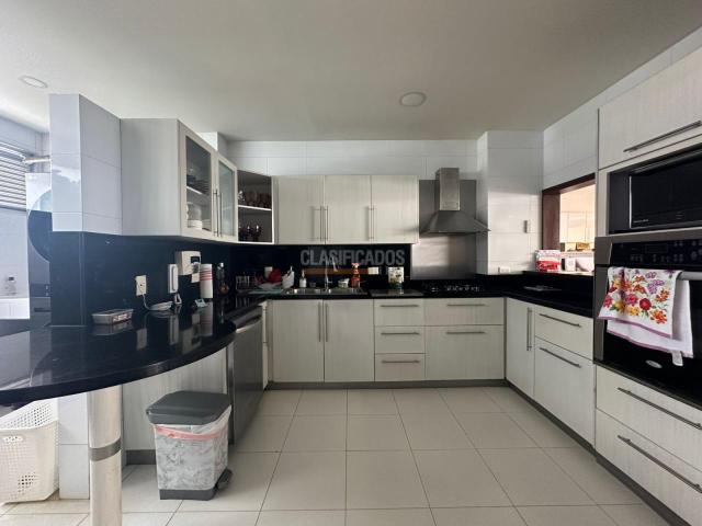 Apartamentos, Venta en Ciudad Jardín