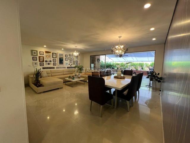 Apartamentos, Venta en Pance