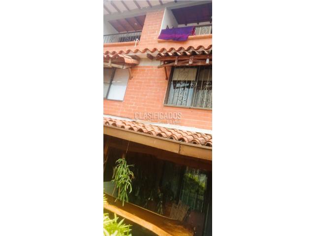 Casas, Venta en Valle del Lili