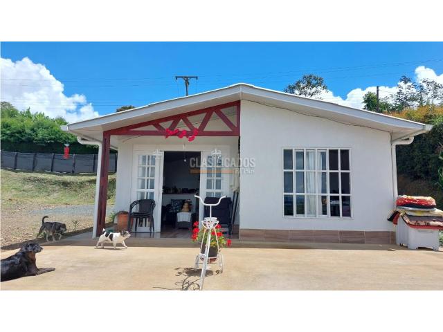 Casas, Venta en Calima (Darién)