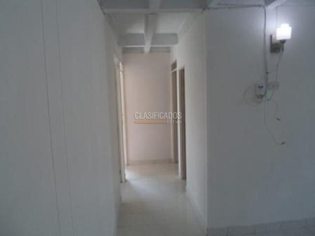 Apartamentos, Alquiler en Colseguros Andes