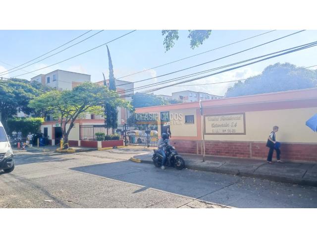 Apartamentos, Venta en Cañaverales