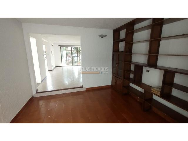 Casas, Venta en Camino Real