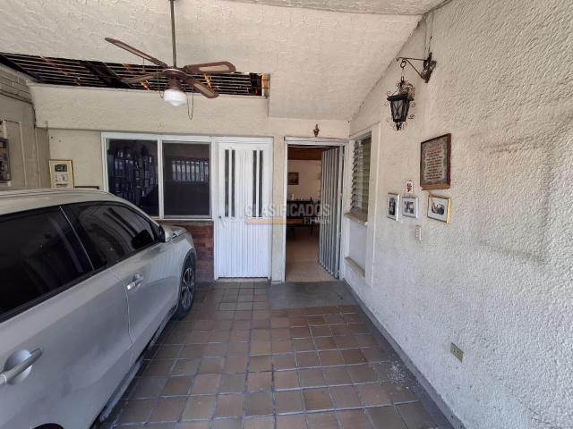 Casas, Alquiler en Vipasa