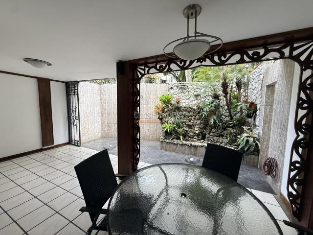 Casas, Venta en Gran Limonar