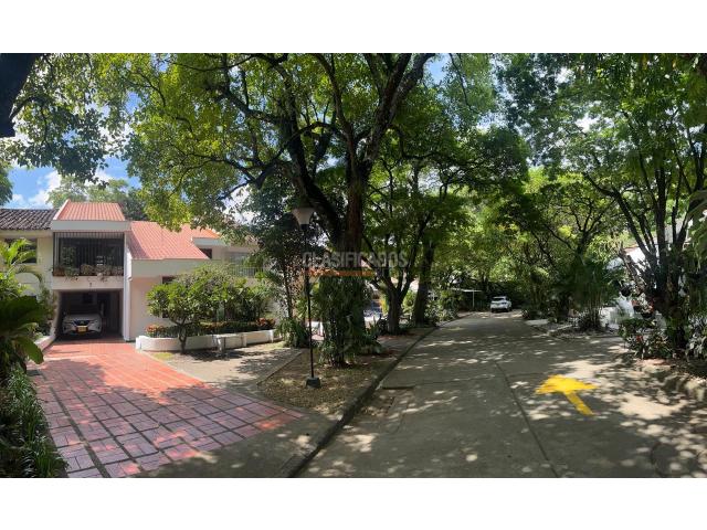 Casas, Venta en Gran Limonar