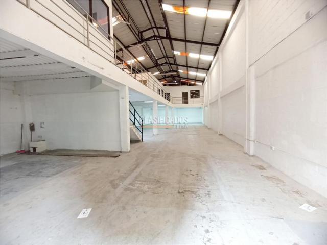 Locales y Bodegas, Alquiler en Los Cámbulos