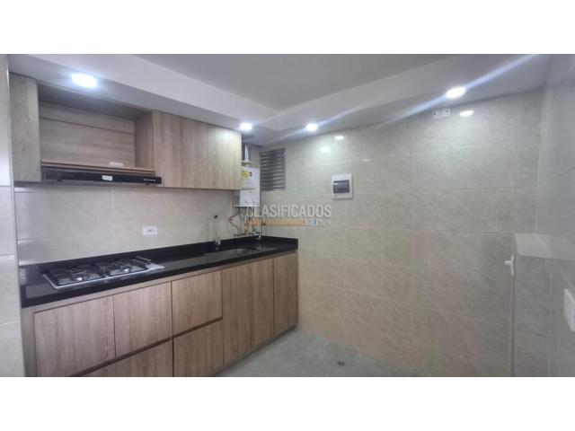 Apartamentos, Alquiler en Chía