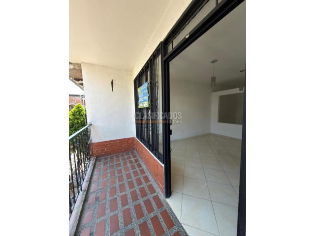 Apartaestudios, Alquiler en Nápoles