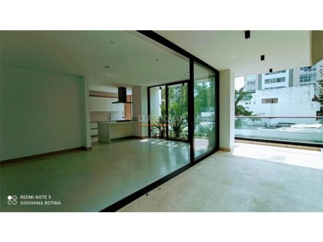 Apartamentos, Venta en Ciudad Jardín