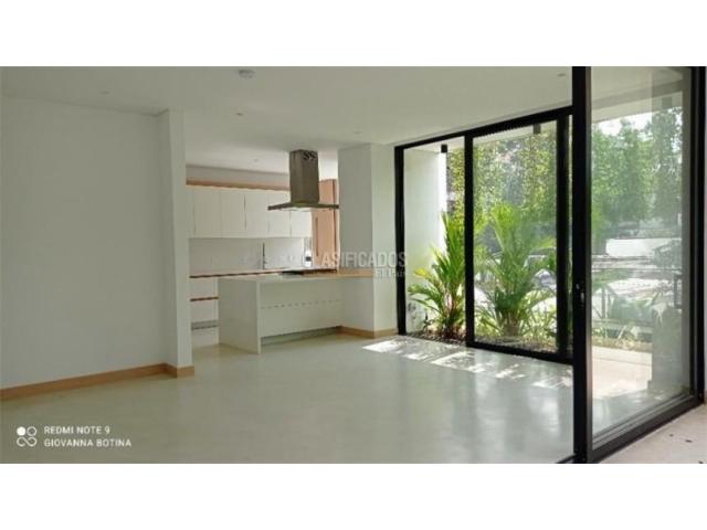 Apartamentos, Venta en Ciudad Jardín