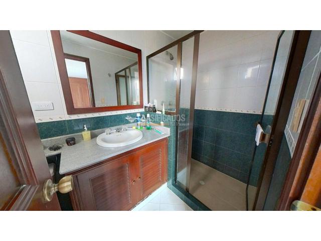 Apartamentos, Venta en El Refugio