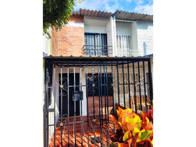 Casas, Alquiler en Palmira