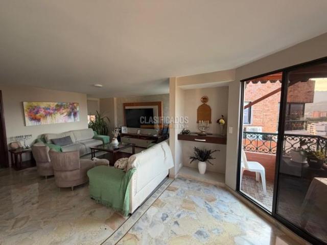 Apartamentos, Venta en Las Quintas de Don Simón