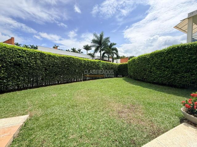 Casas, Alquiler en Ciudad Jardín