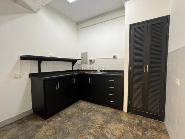 Locales y Bodegas, Alquiler en El Bosque