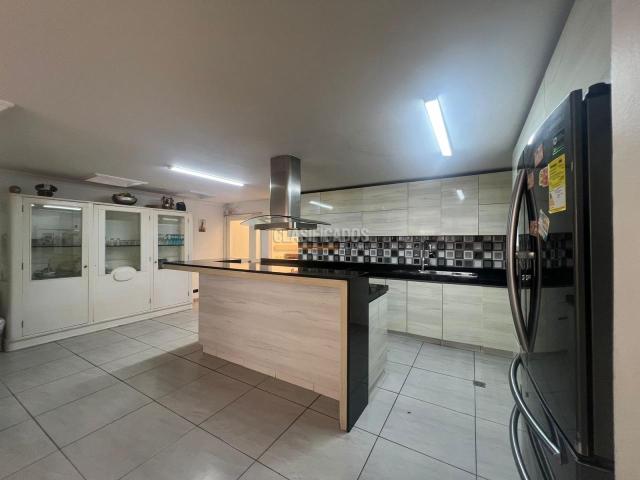 Casas, Venta en Prados del Limonar