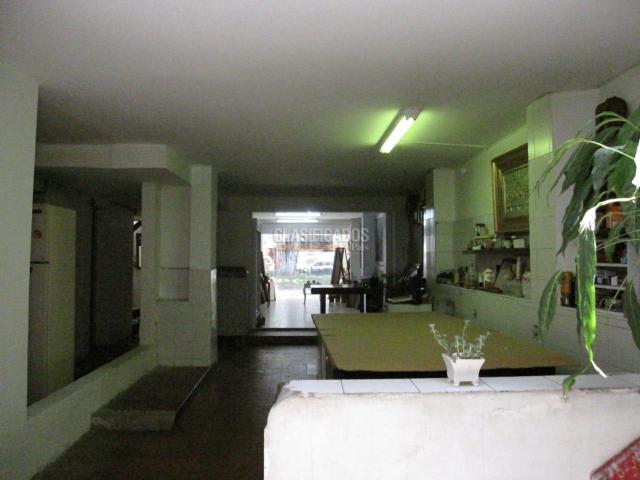 Locales y Bodegas, Alquiler en Santa Mónica Norte