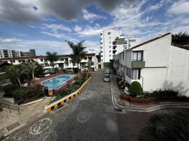 Casas, Venta en El Refugio