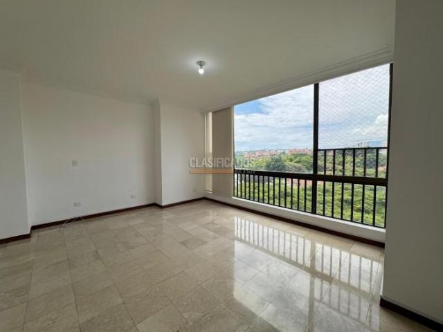 Apartamentos, Alquiler en Ciudad Jardín