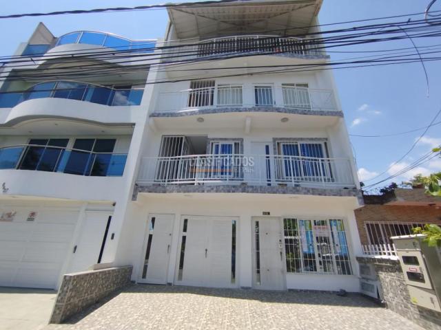 Apartamentos, Alquiler en Calima