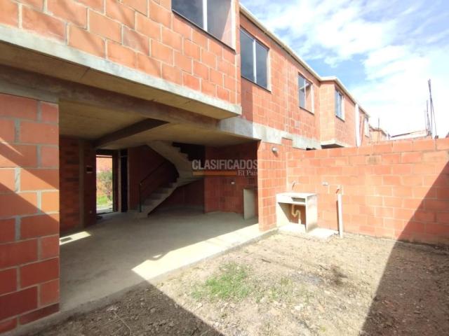 Apartamentos, Venta en Jamundí