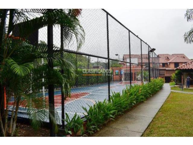 Casas, Venta en Ciudad Jardín