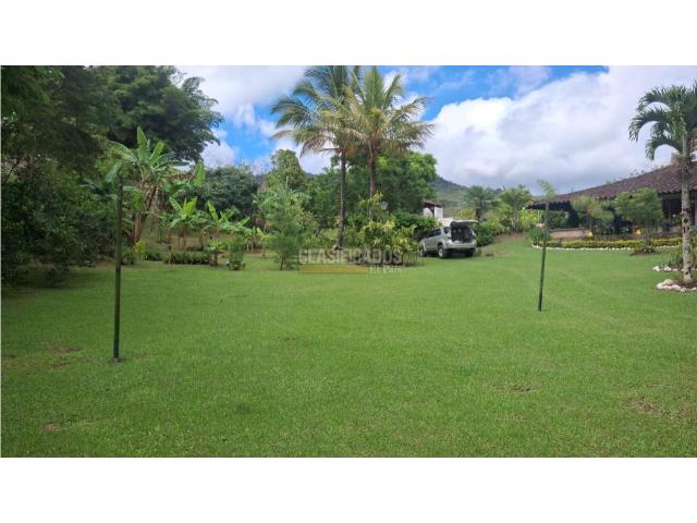 Fincas y Casas Campestres, Venta en La Cumbre