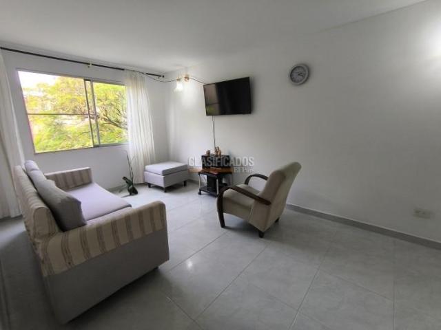 Apartamentos, Venta en Primero de Mayo