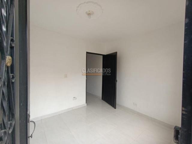 Apartaestudios, Alquiler en República de Israel