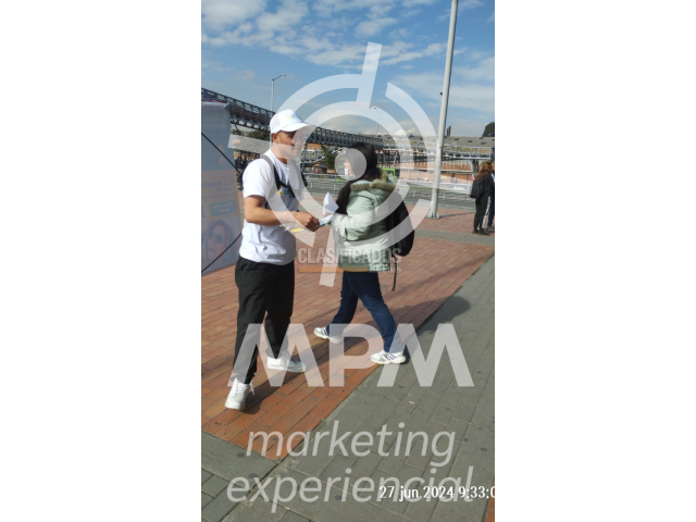 ENTREGA DE VOLANTES EN BOGOTÁ