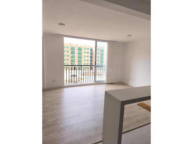 Apartamentos, Alquiler en Cajica