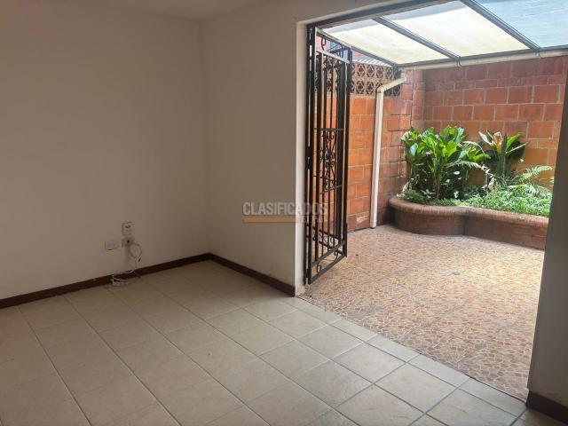 Casas, Venta en Valle del Lili