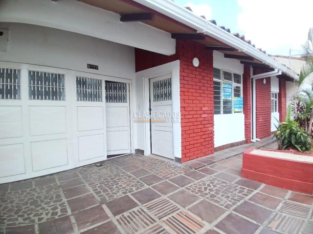 Casas, Alquiler en La Campiña