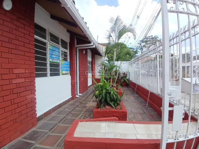 Casas, Alquiler en La Campiña