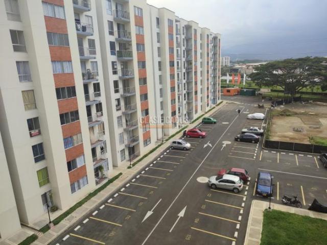 Apartamentos, Venta en Jamundí