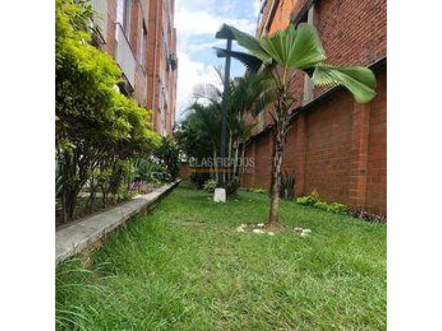 Apartamentos, Venta en Flora Industrial