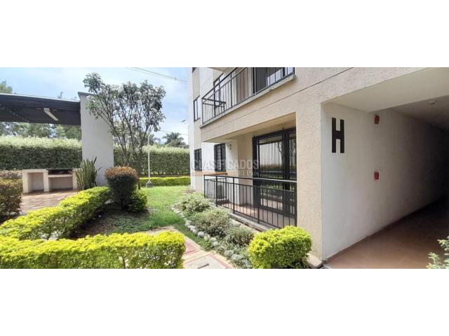 Apartamentos, Alquiler en Ciudad Pacifica