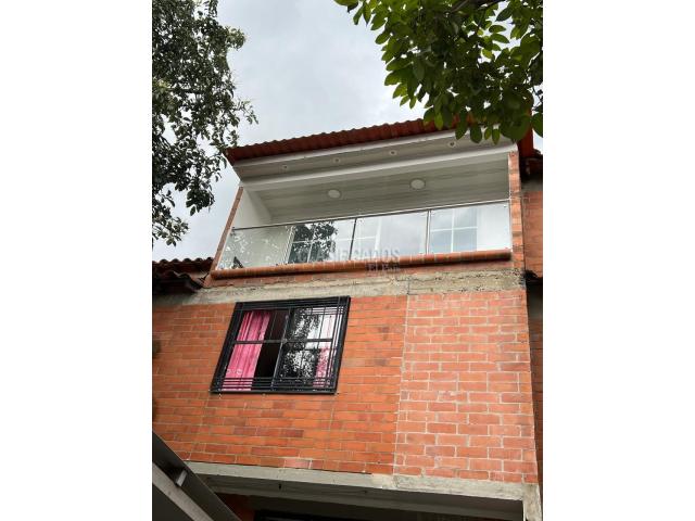 Casas, Venta en Valle del Lili