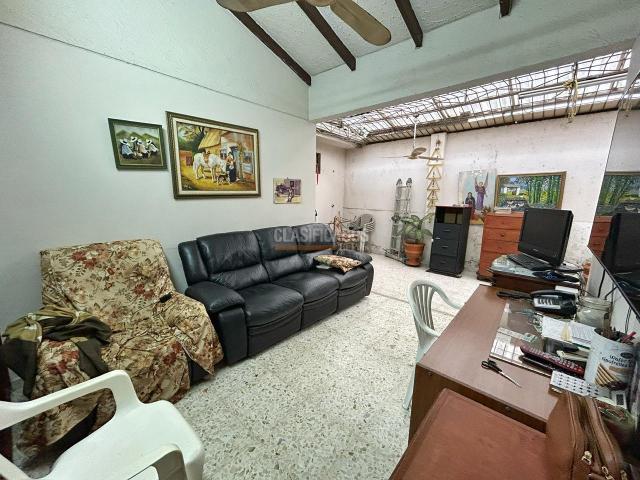 Casas, Venta en El Limonar