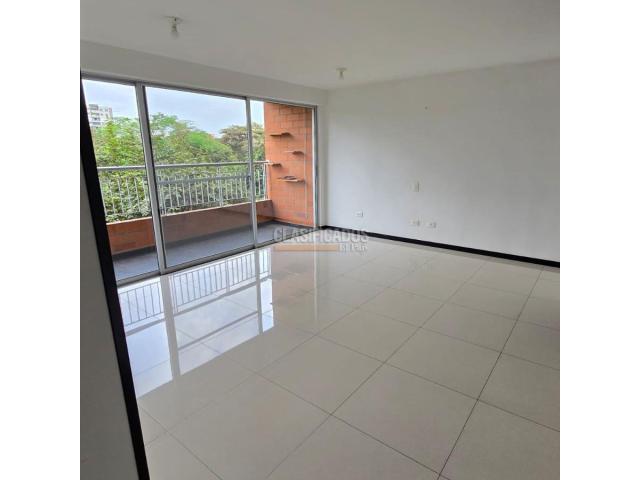 Apartamentos, Alquiler en Ciudad Jardín