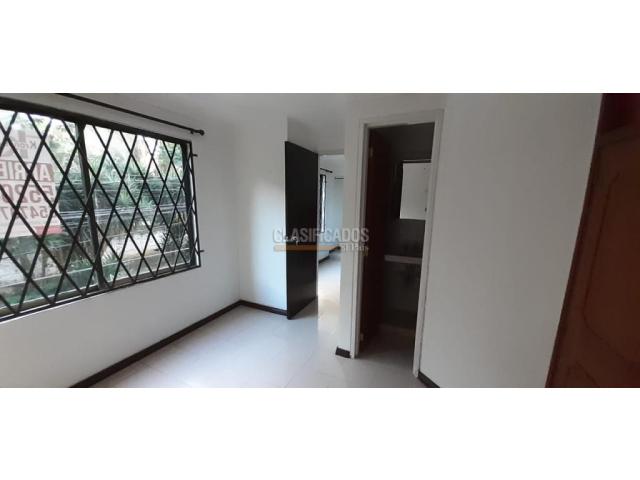 Apartaestudios, Alquiler en El Refugio