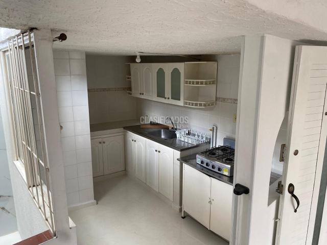 Apartamentos, Alquiler en El Troncal