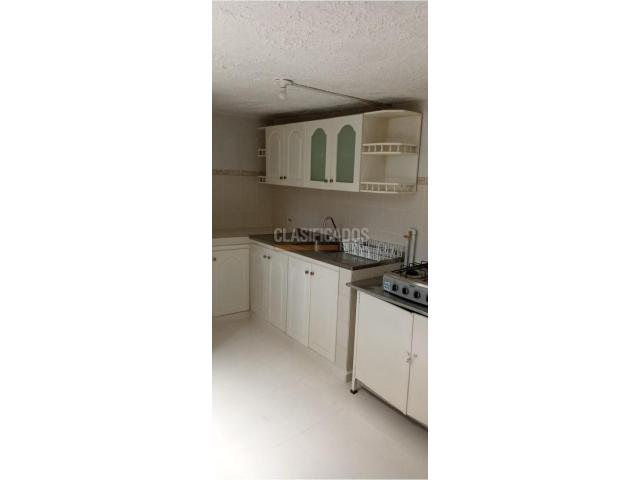 Apartamentos, Alquiler en El Troncal