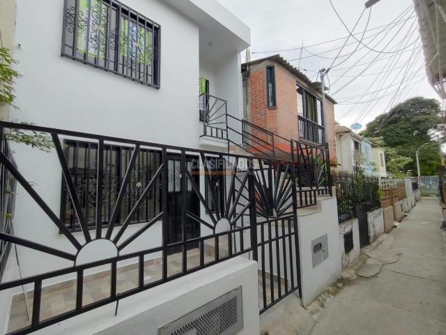 Casas, Alquiler en Floralia