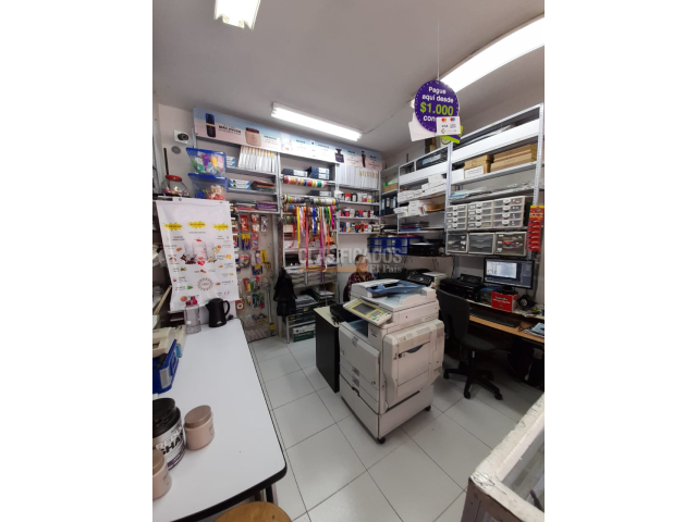 SE VENDE FOTOCOPIAS Y PAPELERIA ACREDITADO